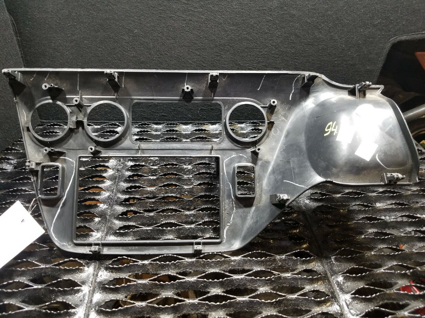 04 2004 Honda Odyssey Center Dash Radio Trim Bezel OEM #94