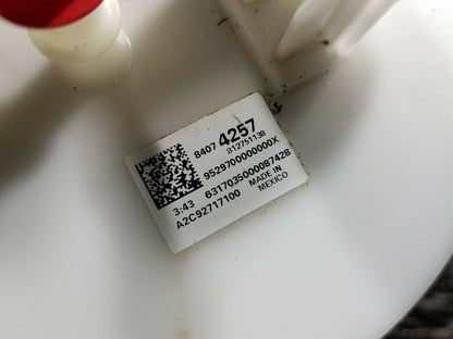 17 18 19 20 Cadillac Xt5 3.6l Fuel Pump 84074257 OEM 34k