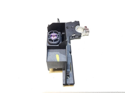 12 13 14 15 Audi A6 Positive Terminal Clamp Controller Protector OEM