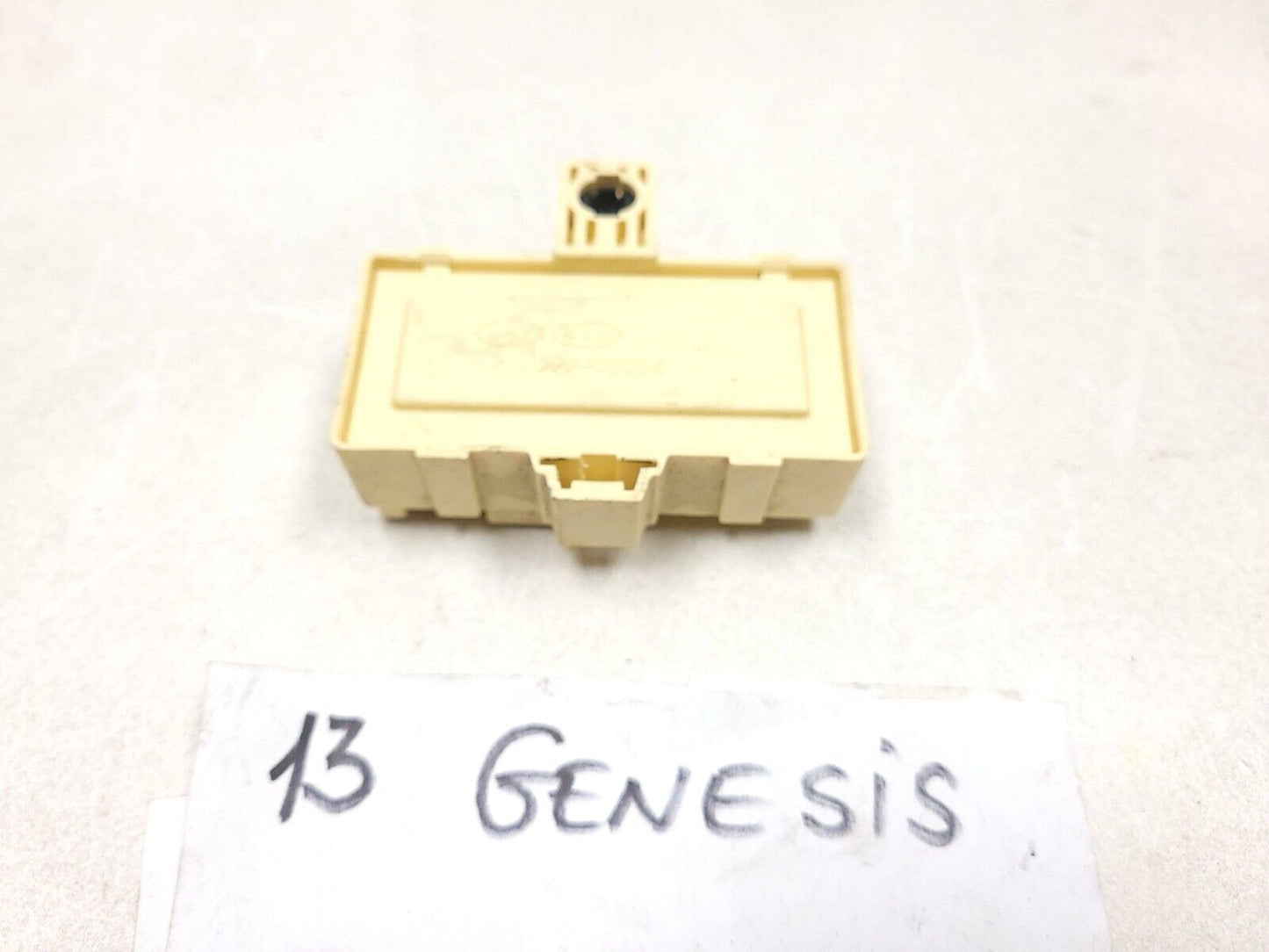 2013-2016 Genesis Coupe Main Relay Fuse Box Connector OEM