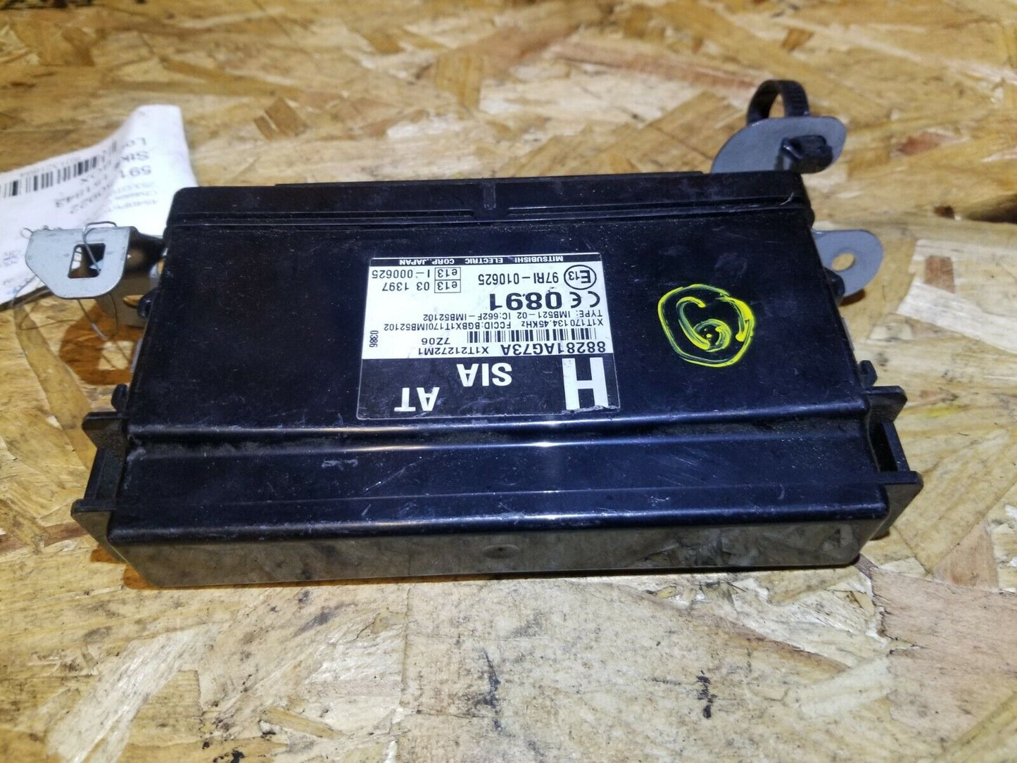 2008 2009 Subaru Legacy Theft Locking Module 88281ag73a OEM