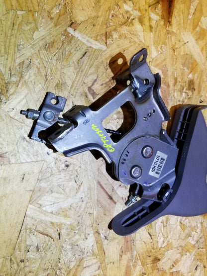07 08 09 Hyundai Tucson Emergency Parking Brake Handle OEM 89k