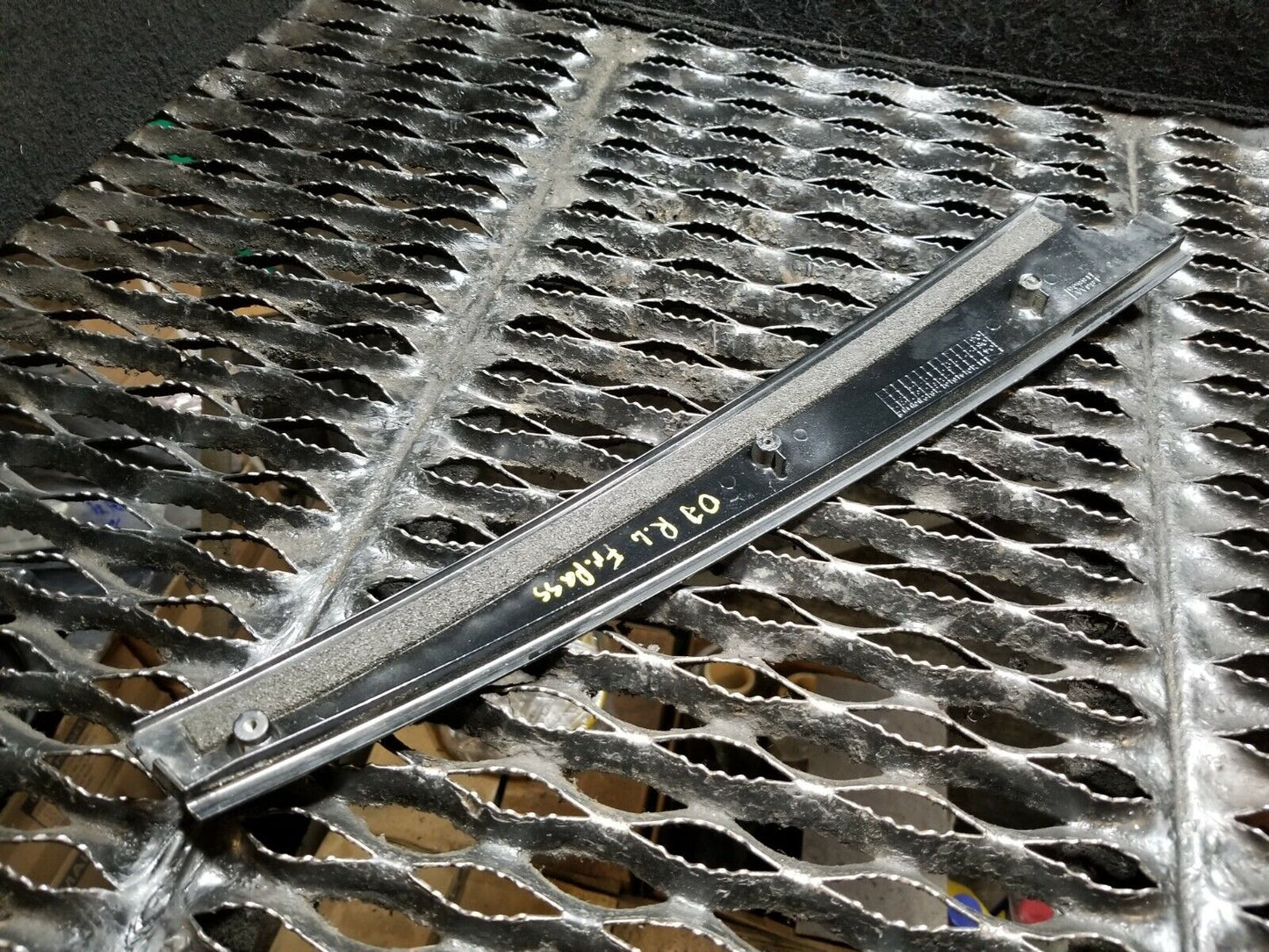 06 07 08 Acura Rl Front Right Pass Side Exterior B Pillar Trim Molding OEM