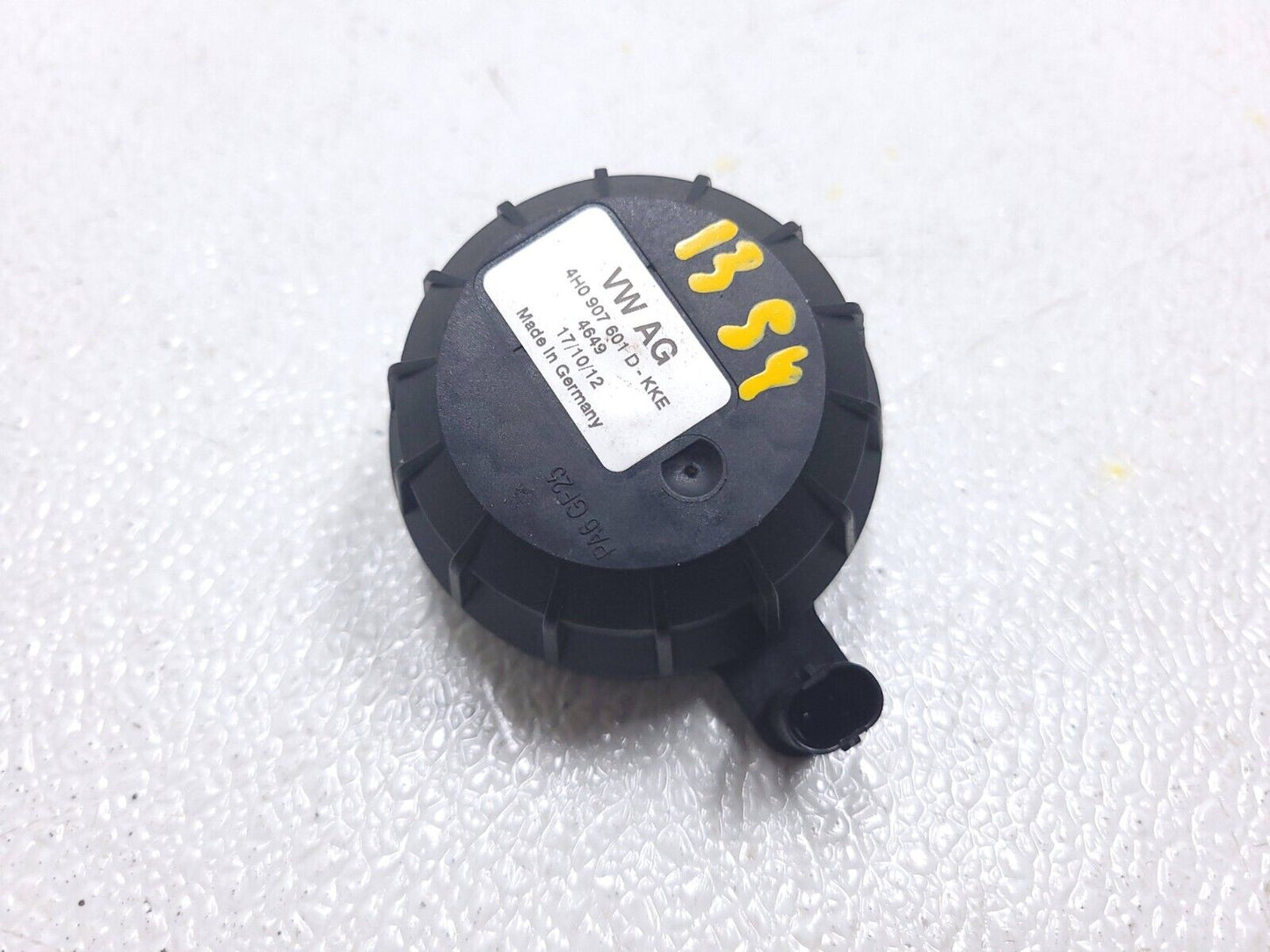 13 14 15 16 Audi A4 S4 Impact Sound Actuator OEM
