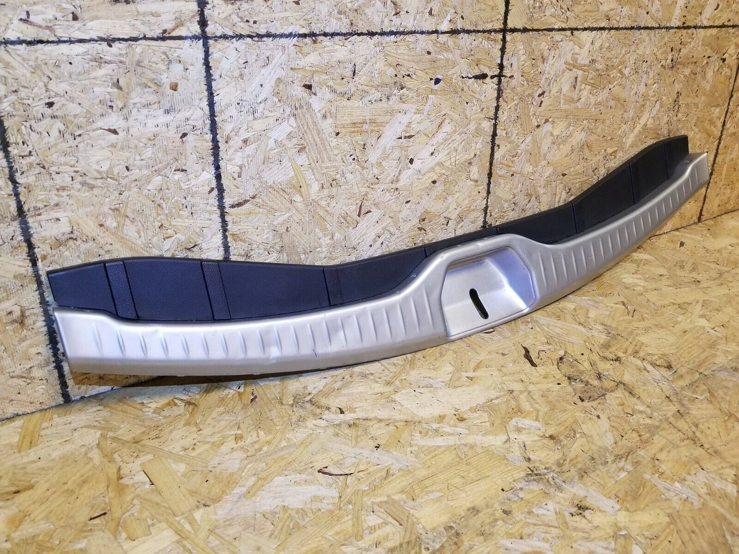 06 07 08 Infiniti Fx35 Rear Trunk Luggage Panel Lining Trim OEM