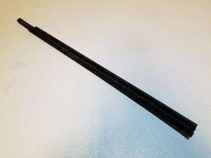 13 14 15 16 Nissan Versa Sdn Rear Left Driver Door Window Belt Seal Molding OEM