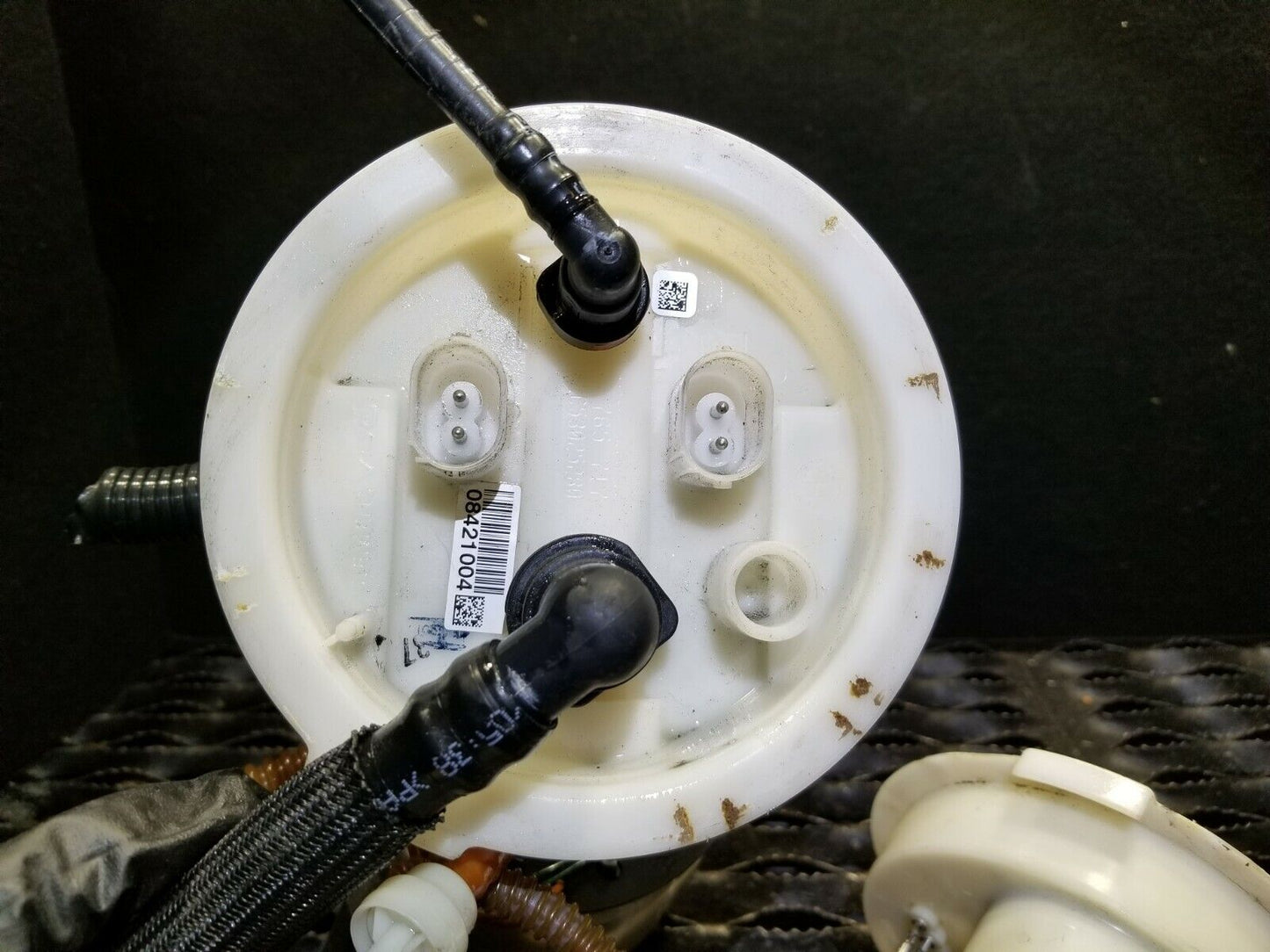 11 12 13 BMW 128i E82 Fuel Pump & Sender Unit OEM