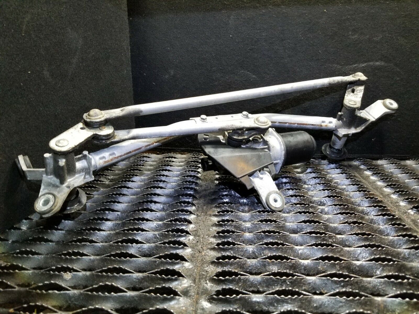 07 08 09 Acura MDX Windshield Wiper Motor W/ Linkage OEM