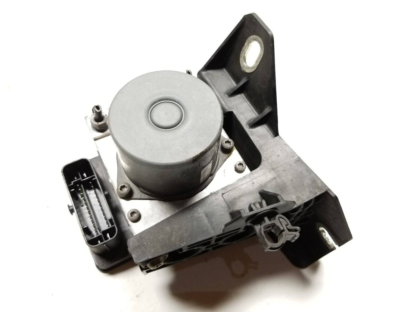 14 15 16 17 Fiat 500l ABS Anti Lock Brake Pump 51920753  OEM