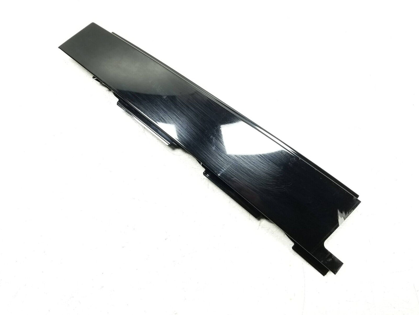 2011 - 2014 Porsche Cayenne Rear Right Pass Side Door B Pillar Trim Molding OEM