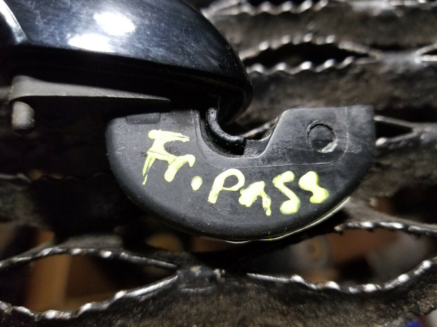 11 12 13 14 Dodge Avenger Front Right Passenger Side Exterior Door Handle OEM