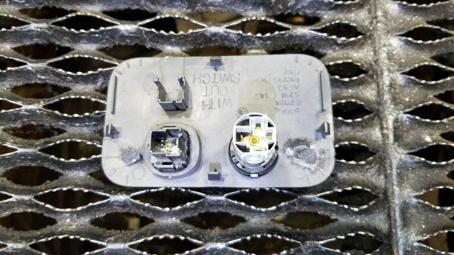 10 11 12 Lincoln MKT Liftgate Tailgate Switch & 12v Socket Outlet W/ Trim OEM