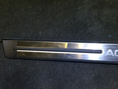 06 07 08 Acura Rl Front Passenger Door Step Scuff Sill Plate Trim Panel OEM