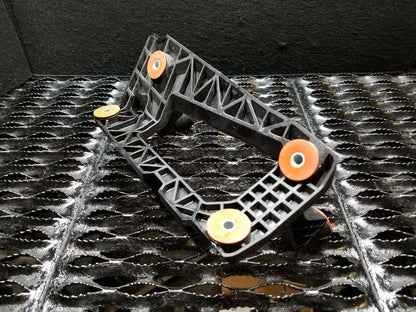 06 07 08 09 10 BMW 650i E63 Dynamic Drive Valve Block Pump Support Bracket OEM