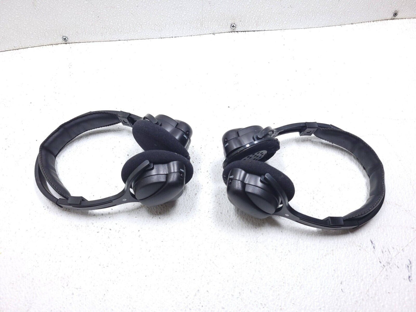 2006 - 2010 Jeep Grand Cherokee Headphone Pair OEM