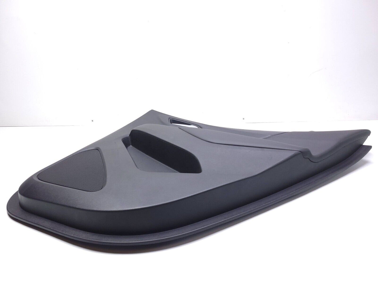 18 19 20 21 Chevrolet Equinox Door Trim Panel Rear Right Passenger Side OEM