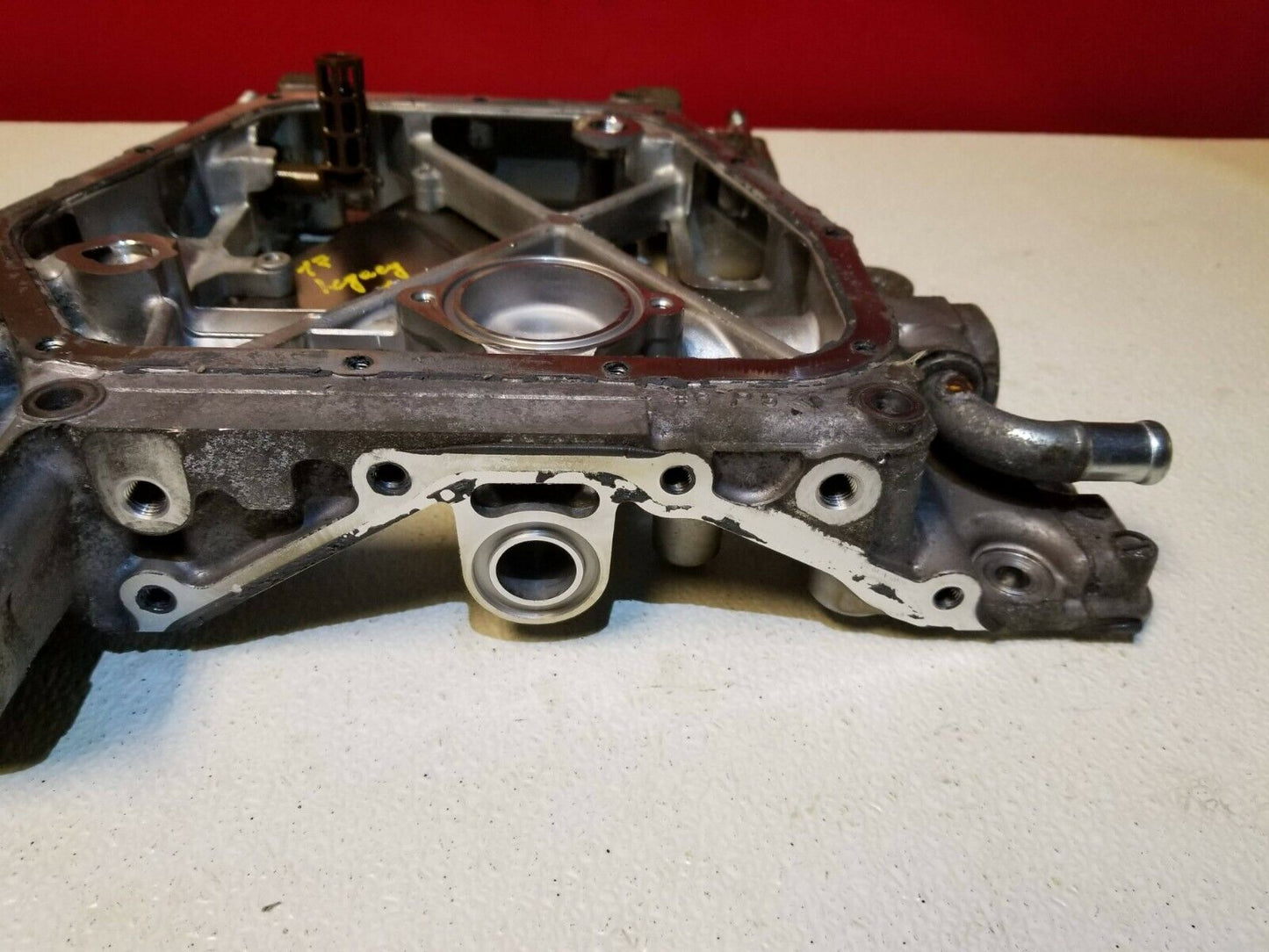 14 15 16 Subaru Forester 2.5l  Upper Oil Pan 11120aa280 OEM 43k