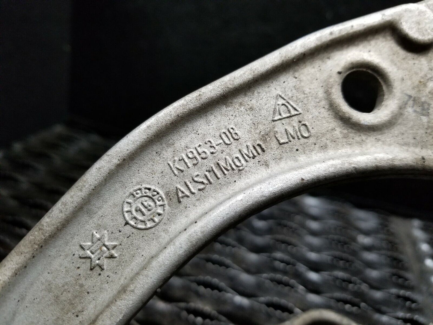 11 12 13 14 15  Audi Q7 Front Upper Control Arm Left Driver Side OEM 87k Miles