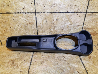 2004 2005 2006 Scion Xa Center Console Trim W/ Cup Holder & Aux Imput OEM