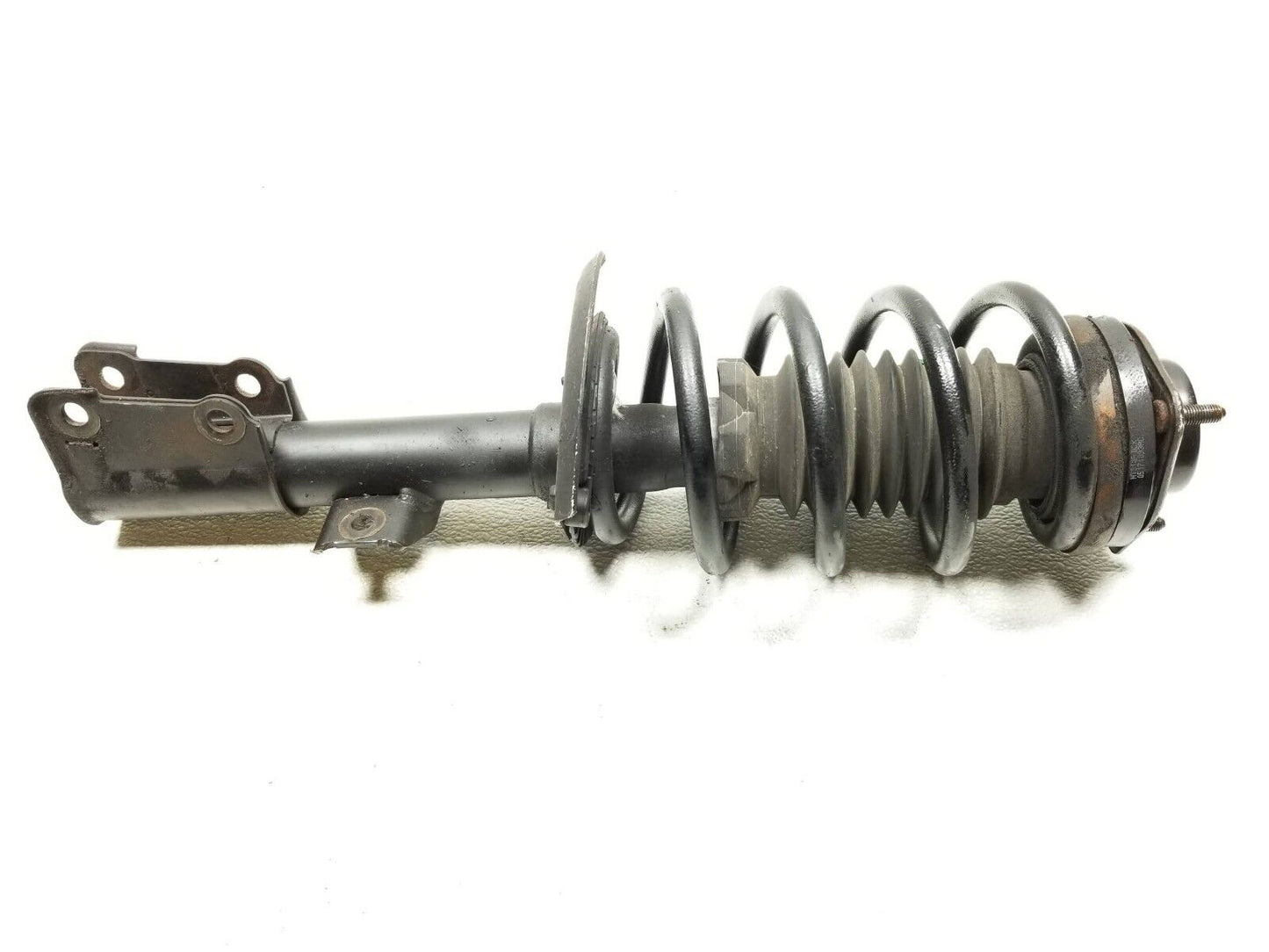 2015 - 2018 Dodge Journey 2.4l Front Left Driver Shock Strut Absorber OEM 55k