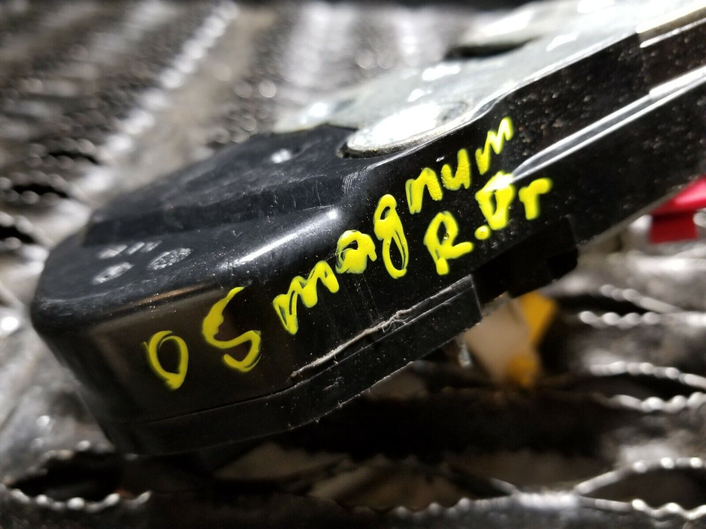 05 06 07 Dodge Magnum Rear Left Driver Side Door Lock Latch Actuator OEM