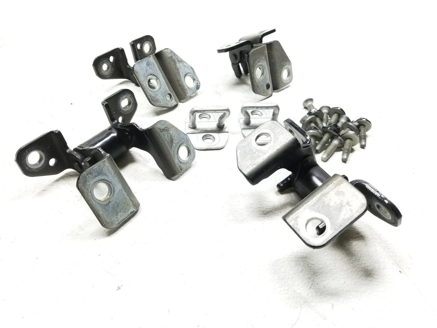 15 16 17 18 19 Chrysler 300 Right Passenger Side Front & Rear Door Hinge OEM 42k