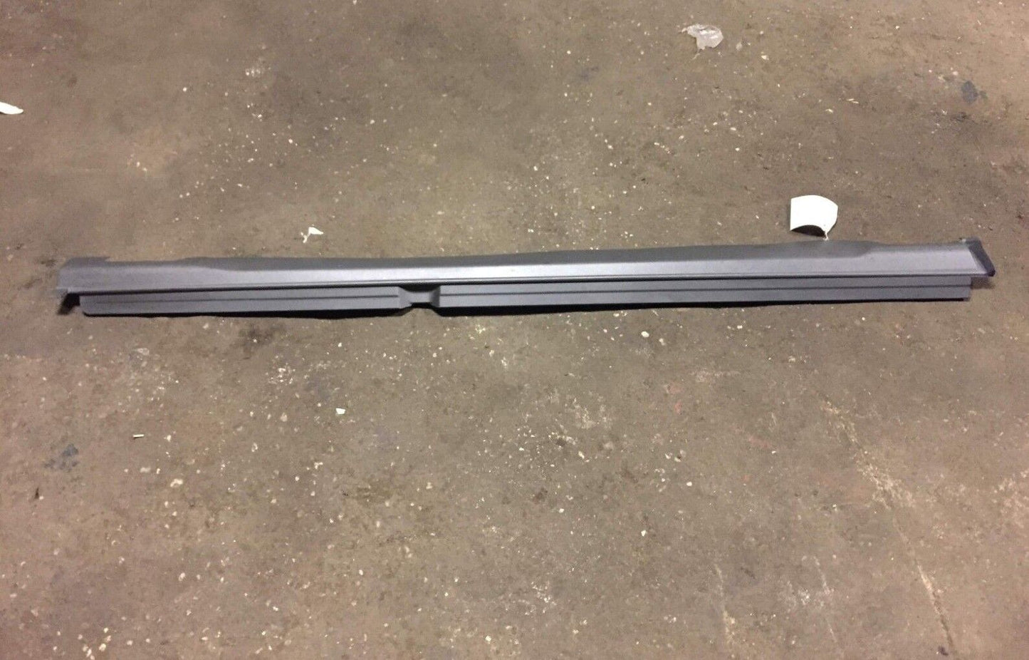 01 02 03 04 05 06 Acura MDX Left Driver Side Rocker Panel Skirt Molding OEM