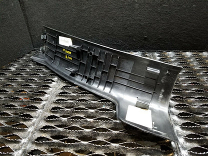 14 15 16 17 Jeep Cherokee Rear Sill Scuff Plate Passenger Side Right OEM