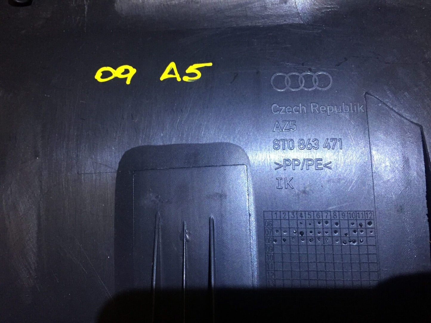 08 09 10 11 Audi A5 Coupe Trunk Scuff Guard Trim Panel Cover OEM D7