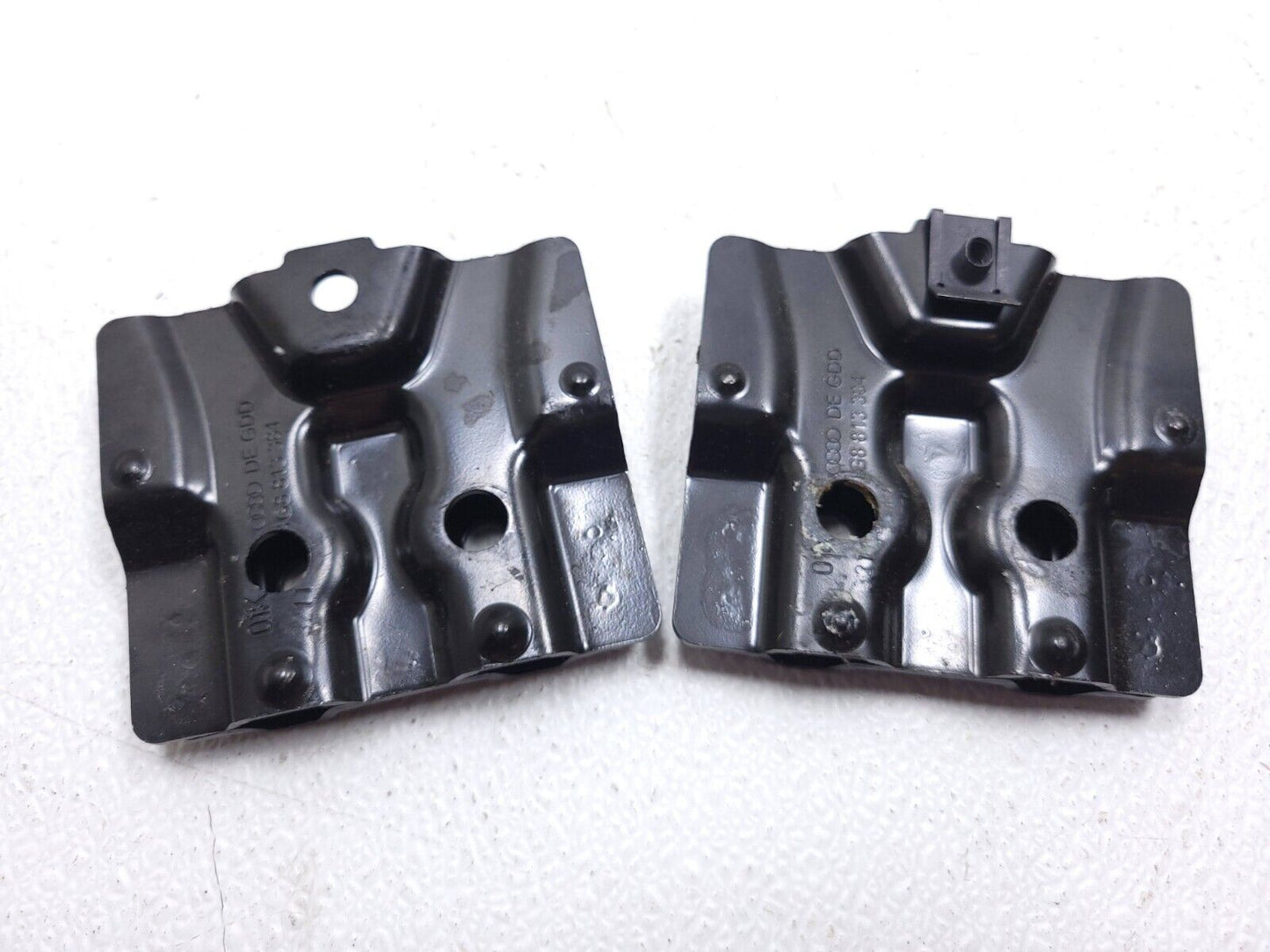 12 13 14 15 16 17 Audi A7 Rear Cargo Tie Down Hook Fastener Mount Bracket OEM