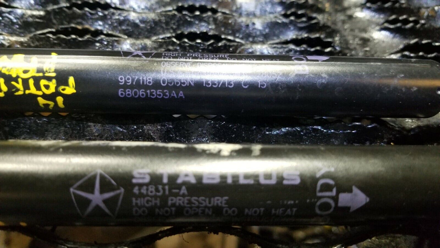 12 13 14 15 16 Jeep Patriot Trunk Lift Support Strut Shock (2pcs) 68061353aa OEM