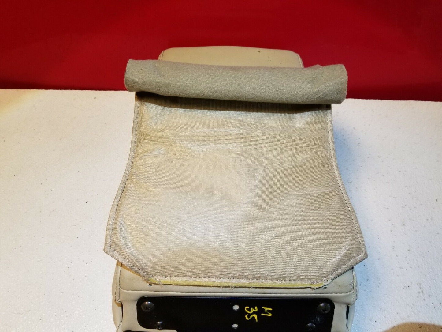 06 07 08 09 10 Infiniti M35 Rear Seat Armrest OEM