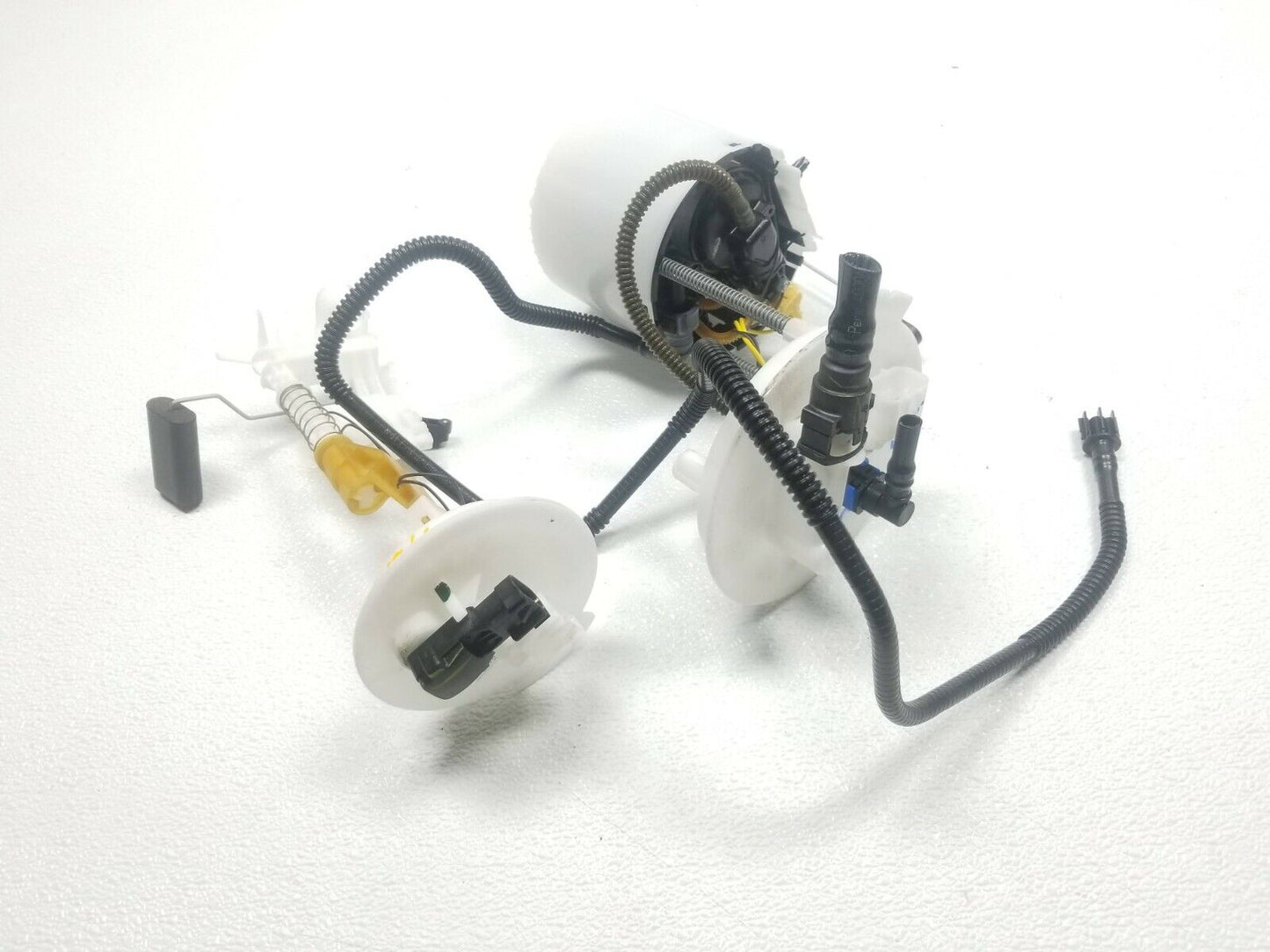 19 20 Chevrolet Blazer Fuel Pump OEM 11k Miles
