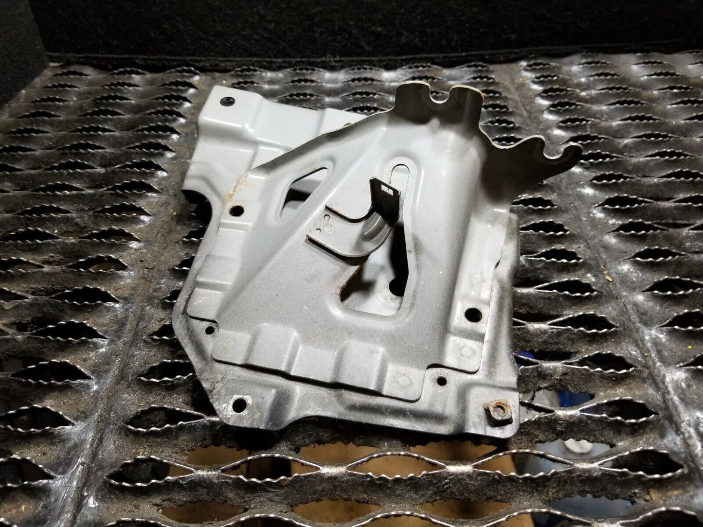 10 11 12 13 14 Acura Tsx Battery Tray OEM