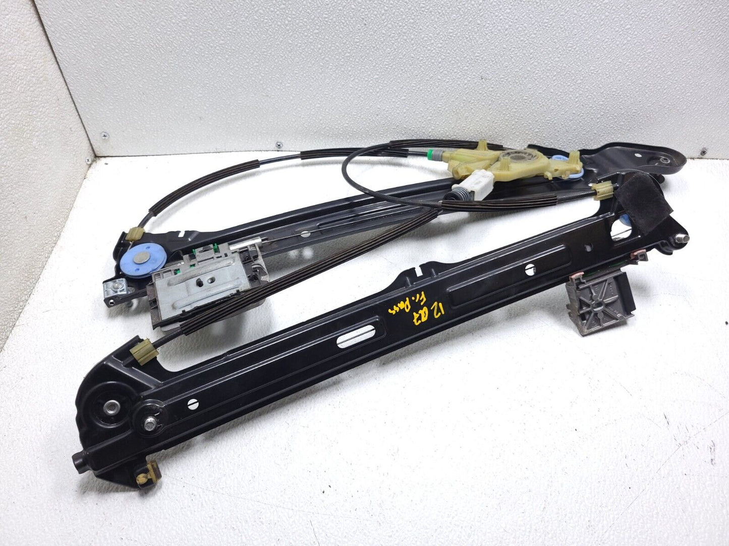 12 13 14 15 16 17 Audi A7 Door Window Regulator Front Right Passenger Side OEM