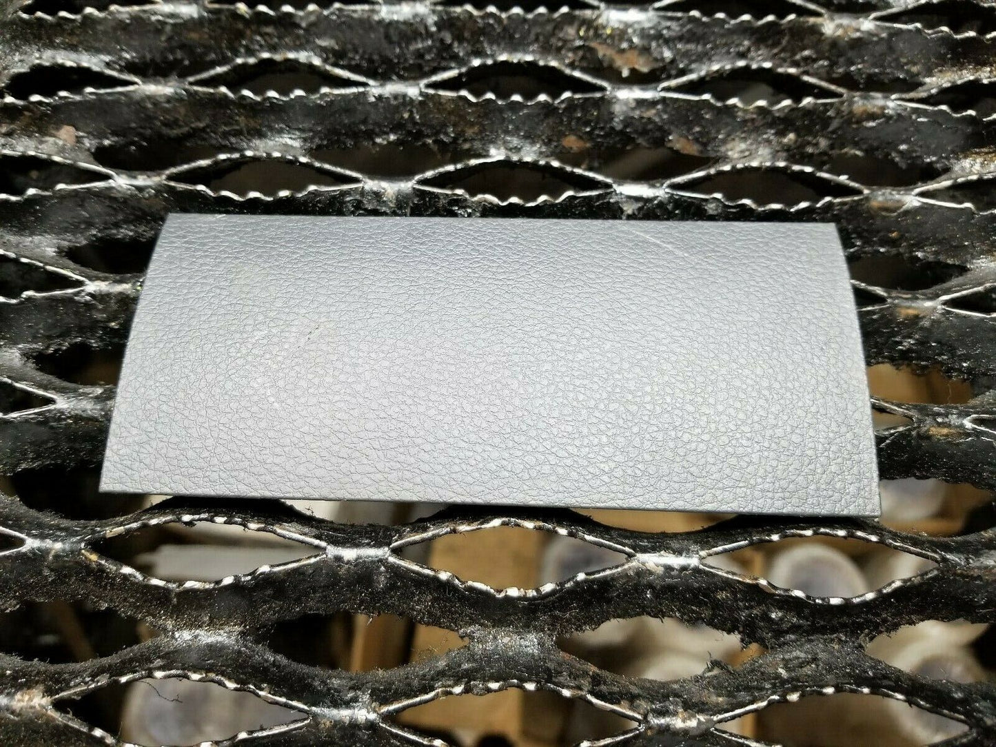 06 07 08 Infiniti Fx35 Front Passenger Side Seat Cover Trim OEM