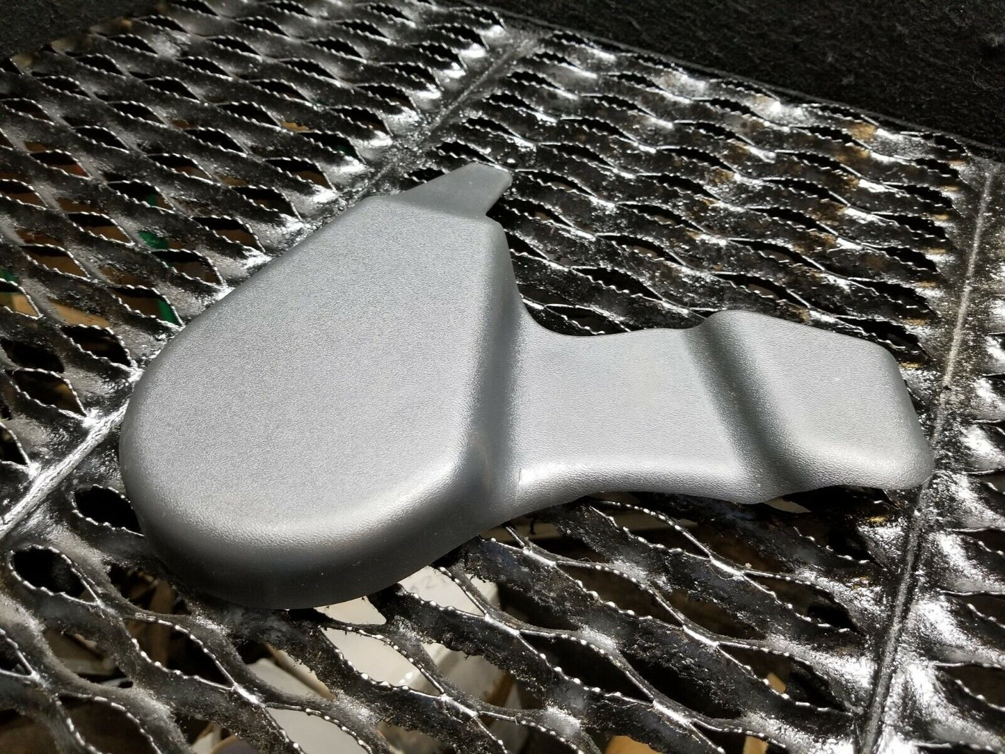 13 14 15 16 17 18 Nissan Sentra Front Right Pass Seat Trim Cover Cap Lid OEM 8k