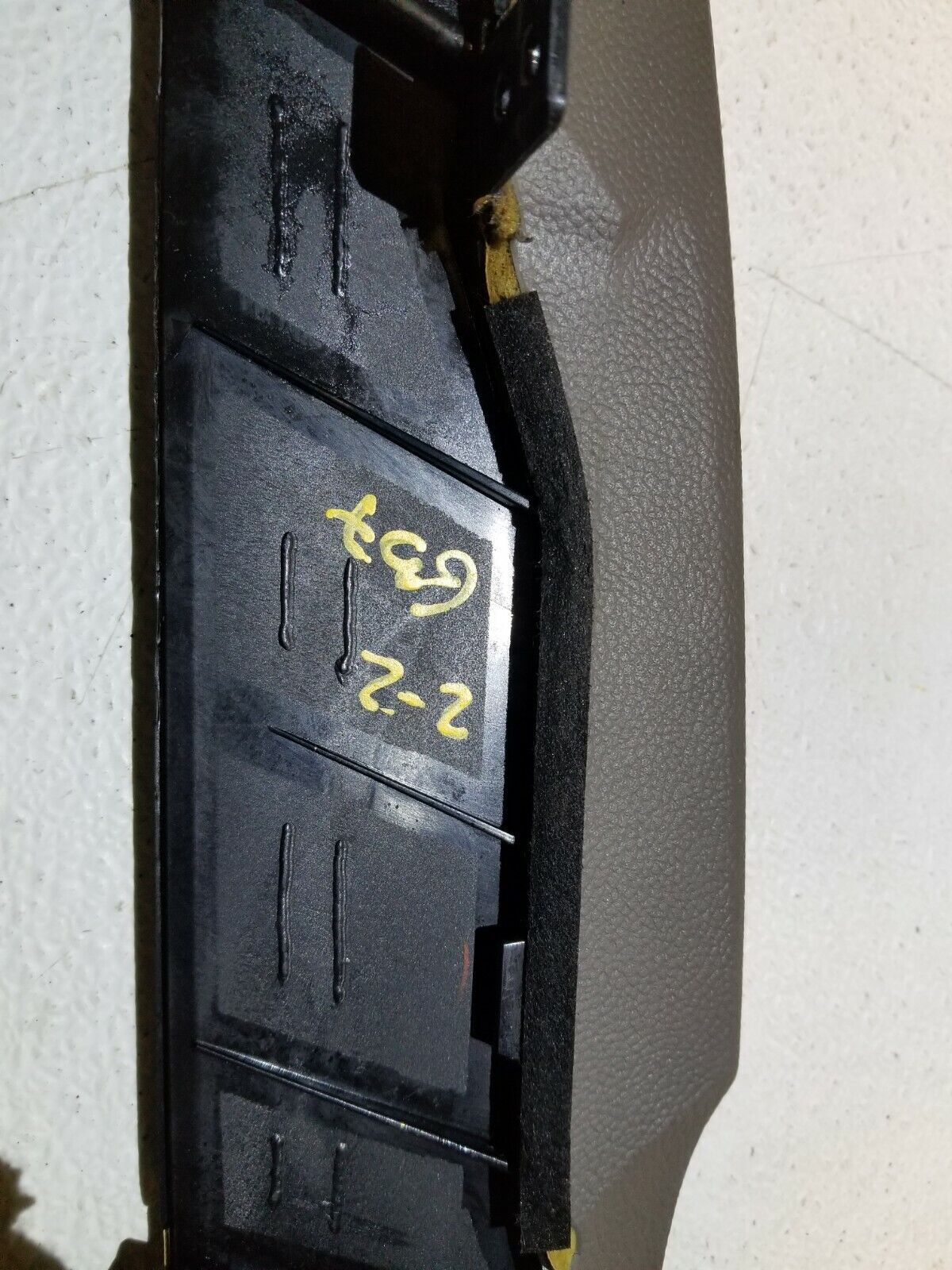 10 11 12 13 Infiniti G37 Upper Center Console Panel Trim Molding Pair OEM 99k