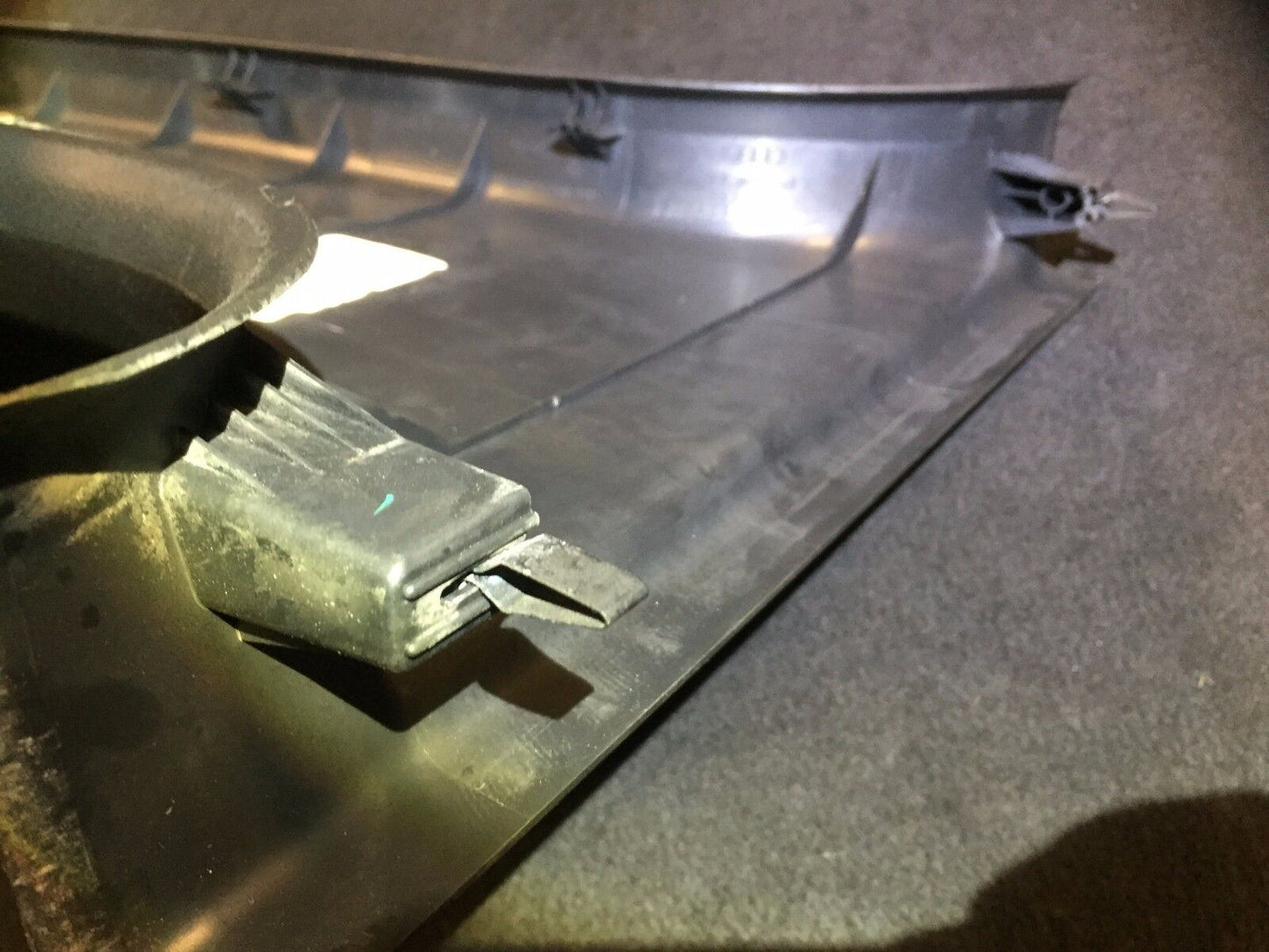 05 06 07 08 Audi A6 C6 Right Pass Lower B-pillar Molding Trim 4f0867240 OEM