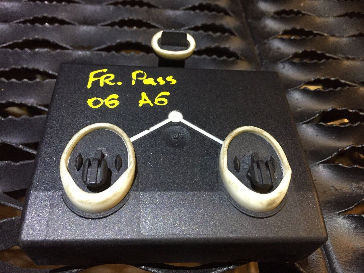 05 06 07 08 Audi A6 C6 Front Right Pass Door Window Control Module OEM 4f0959792