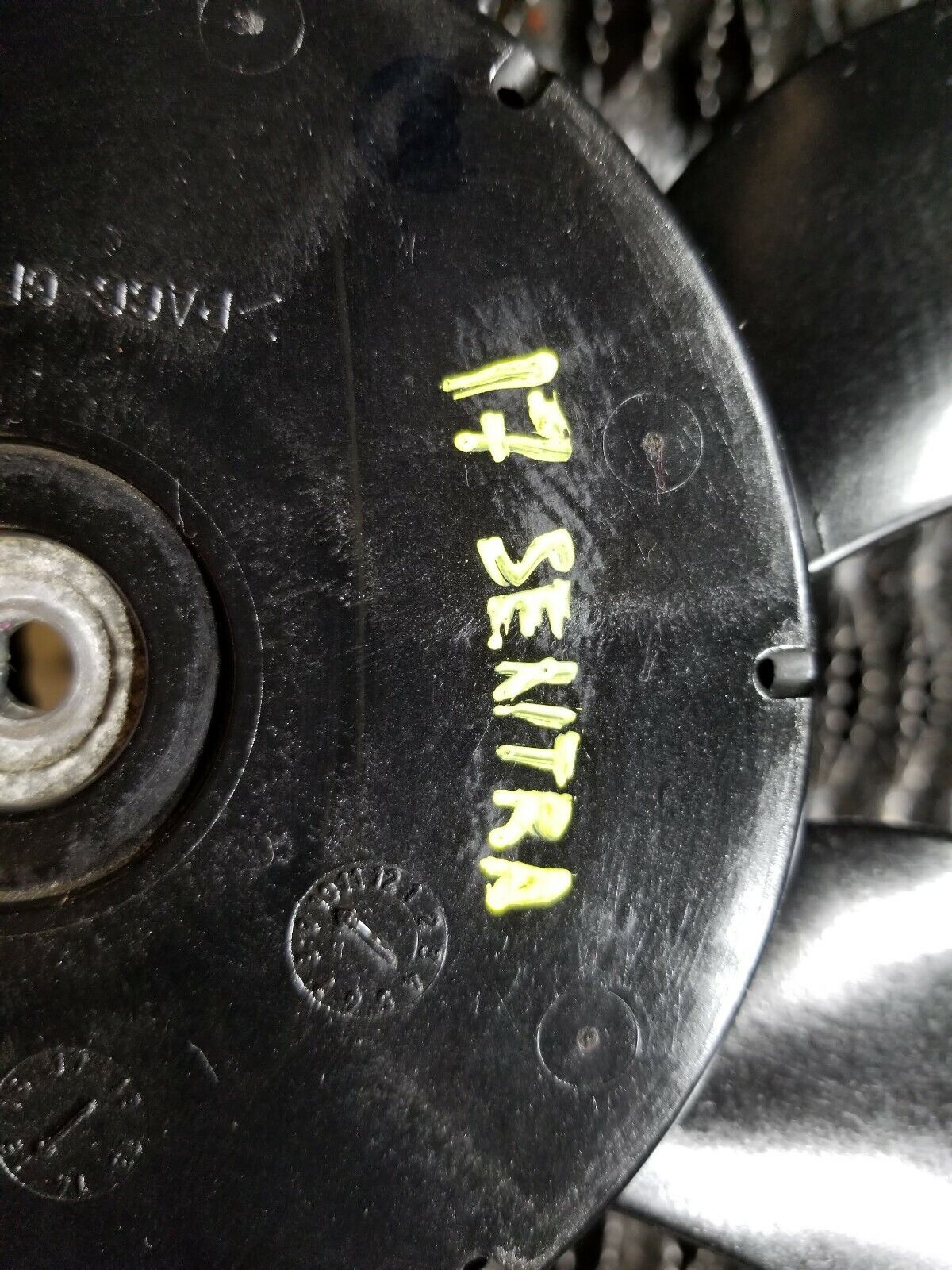 16 17 18 Nissan Sentra Radiator Cooling Fan Blade OEM 40k