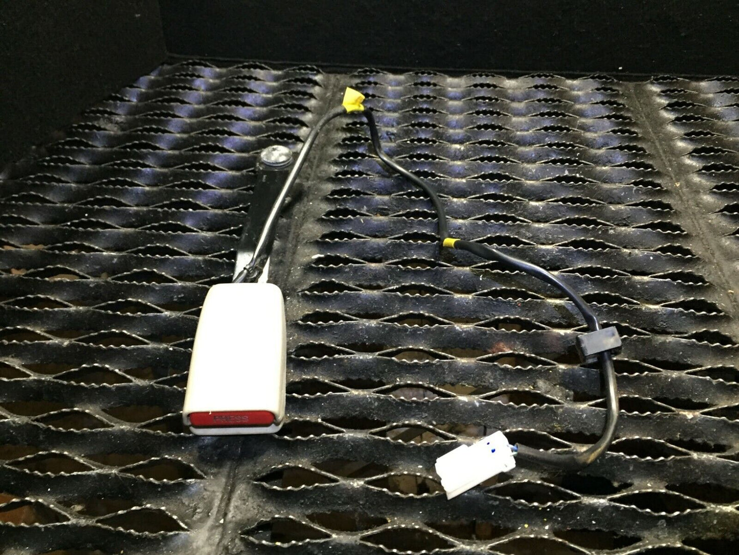 08 09 10 Subaru Impreza 2.5l Front Left Driver Seat Belt Buckle Latch OEM