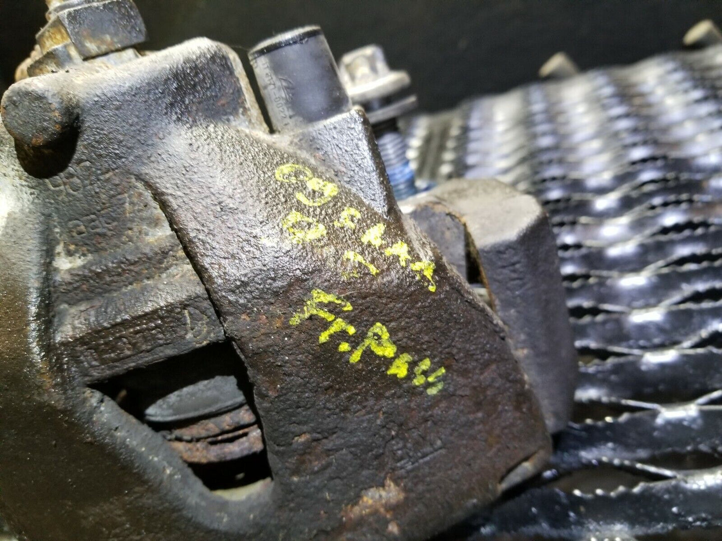 06 07 08 09 Saab 9-5 Aero 2.3t Front Right Passenger Side Brake Caliper OEM