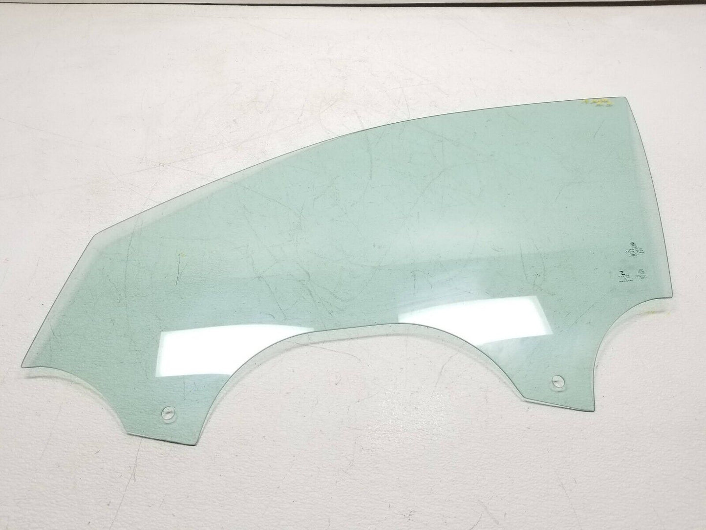 19 20 21 Volkswagen Jetta Front Left Driver Side Door Window Glass OEM