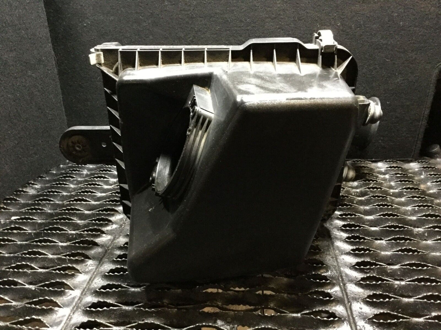 07 08 09 Suzuki Vitara Xl-7 Xl7 3.6l Air Box Cleaner Assembly OEM