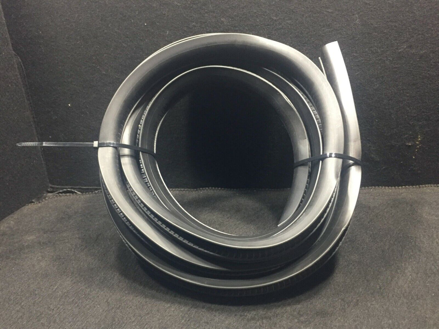 11 12 13 14 Dodge Avenger Rear Driver Door Weatherstrip Seal OEM D37