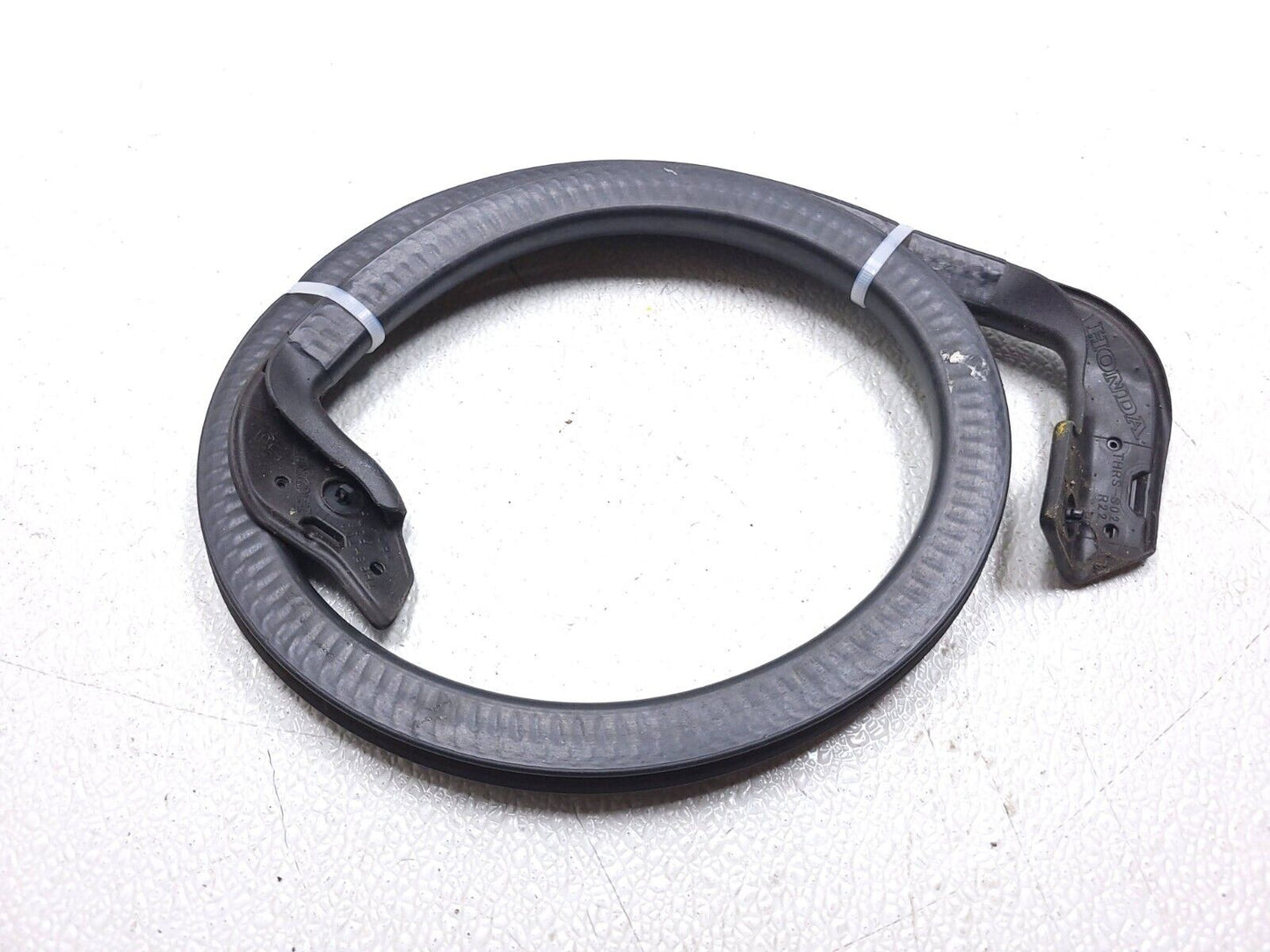 18 19 20 21 22 Honda Odyssey Weatherstrip Seal Rigth Passenger Side OEM