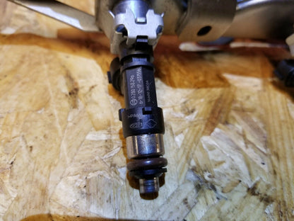 16 17 18 Nissan Sentra 1.8l Fuel Rail W/ Injectors OEM 8k Miles