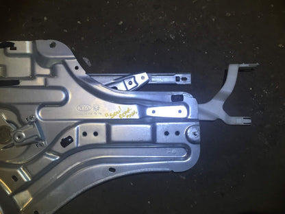 10 2010 11 2011 Kia Soul Rear Right Rh Door Window Regulator  OEM A1 57k