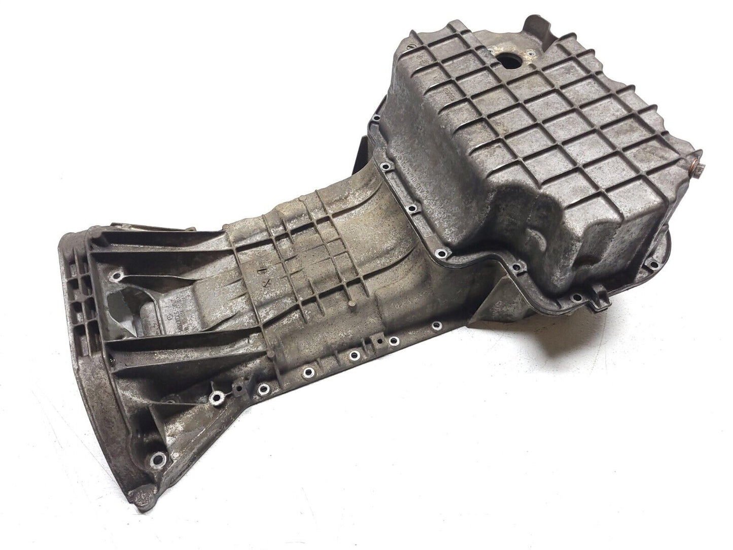 06 07 08 09 10 11 Mercedes Ml500 Engine Oil Pan 1130140902 OEM